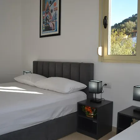 Seaview Gateway 2 Bedrooms & Private Garage Wlora