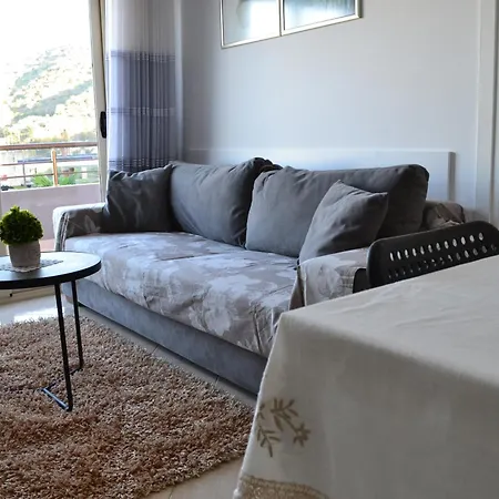 Seaview Gateway 2 Bedrooms & Private Garage * Vlorë