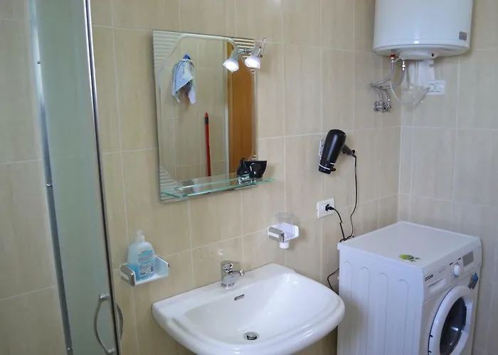 Seaview Gateway 2 Bedrooms & Private Garage Appartamento Vlorë